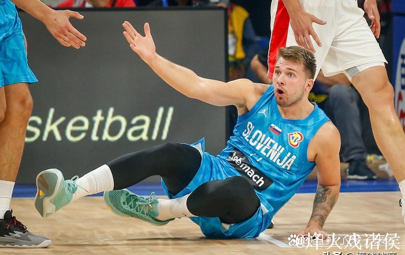 东契奇三双引领独行侠大胜猛龙豪取7连胜 活塞爆冷击败尼克斯获胜